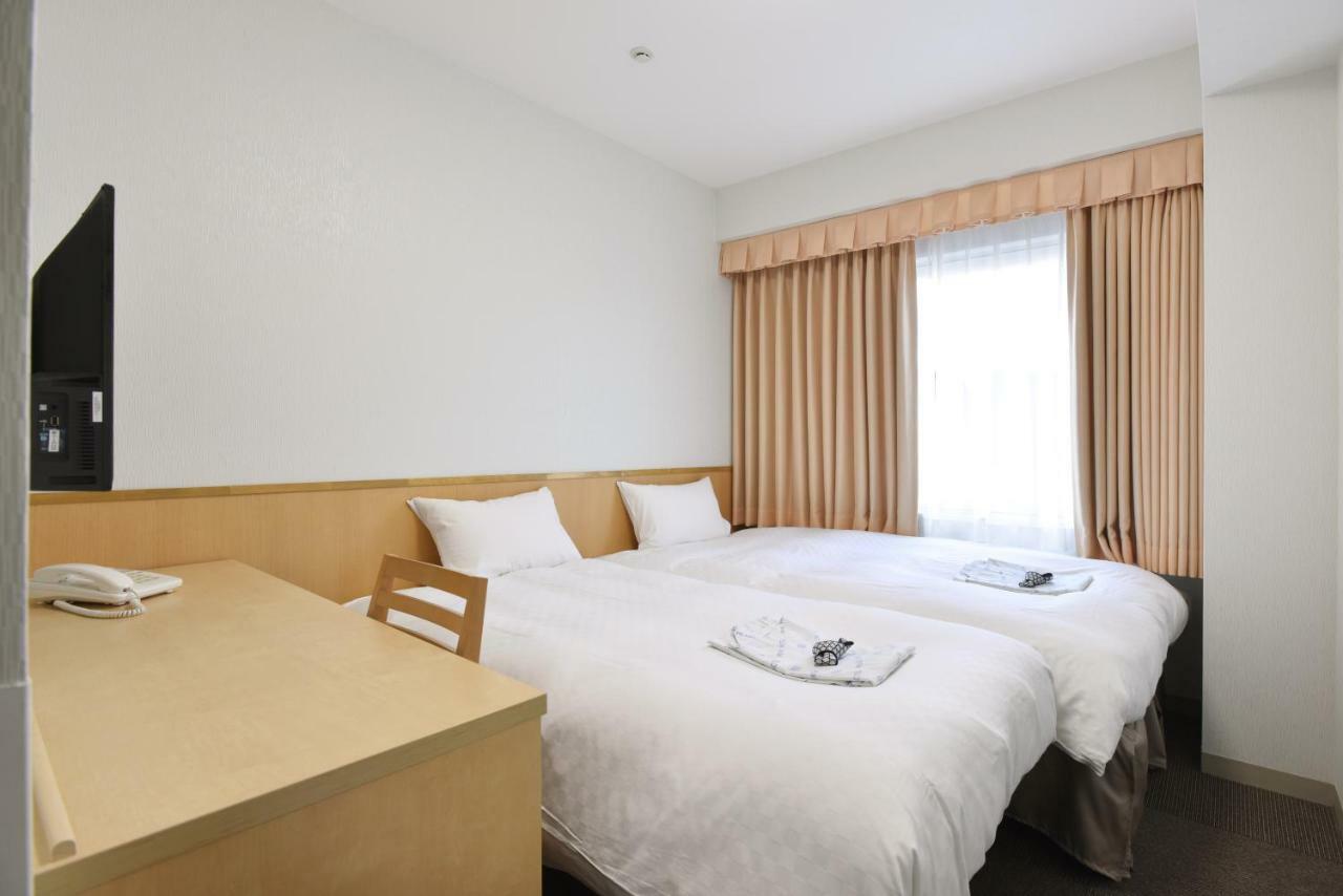 Pearl Hotel Ota Isesaki Exteriör bild